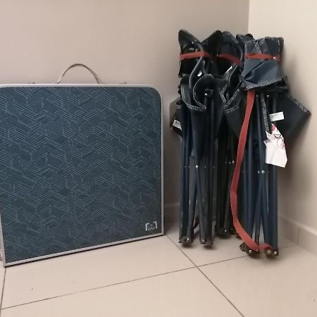 Faridz Homestay At Myra Saujana Kampong Simpang Empat 外观 照片
